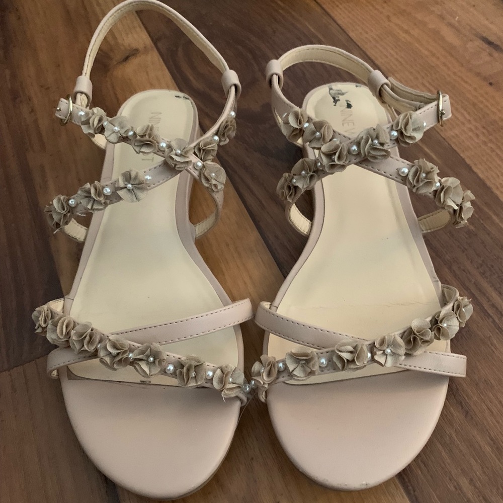 Blush Nine West sandals